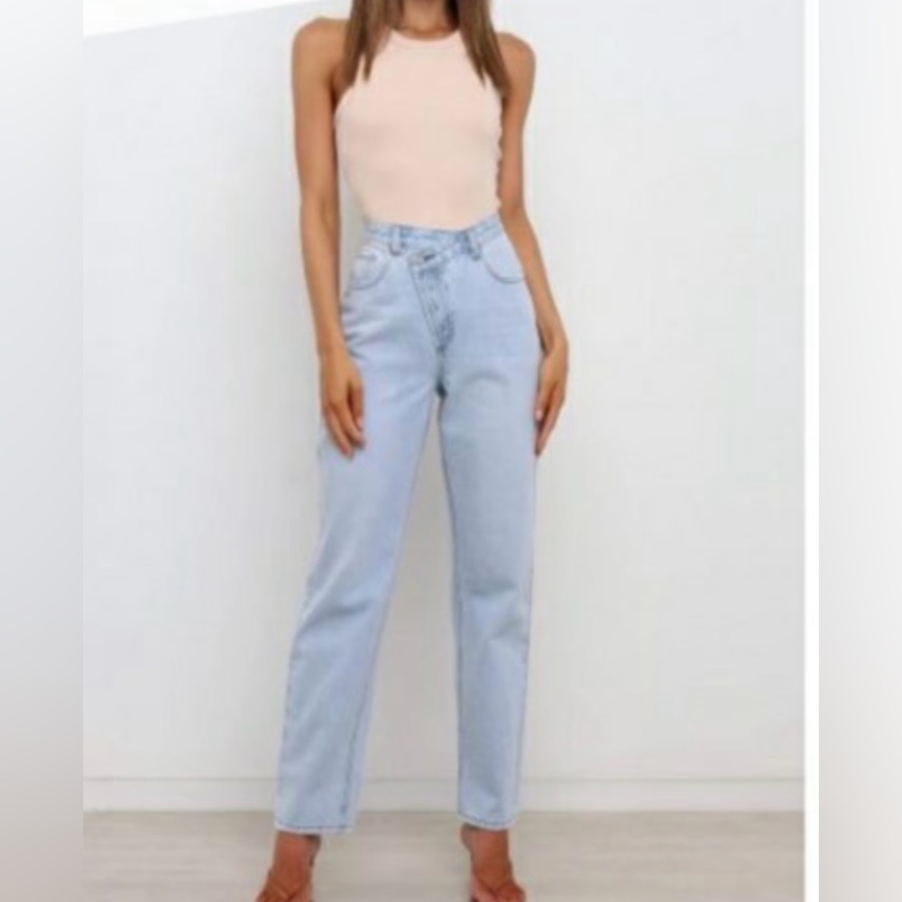 Petal & Pup Harlow High-Waist Straight Leg Jeans Size 8